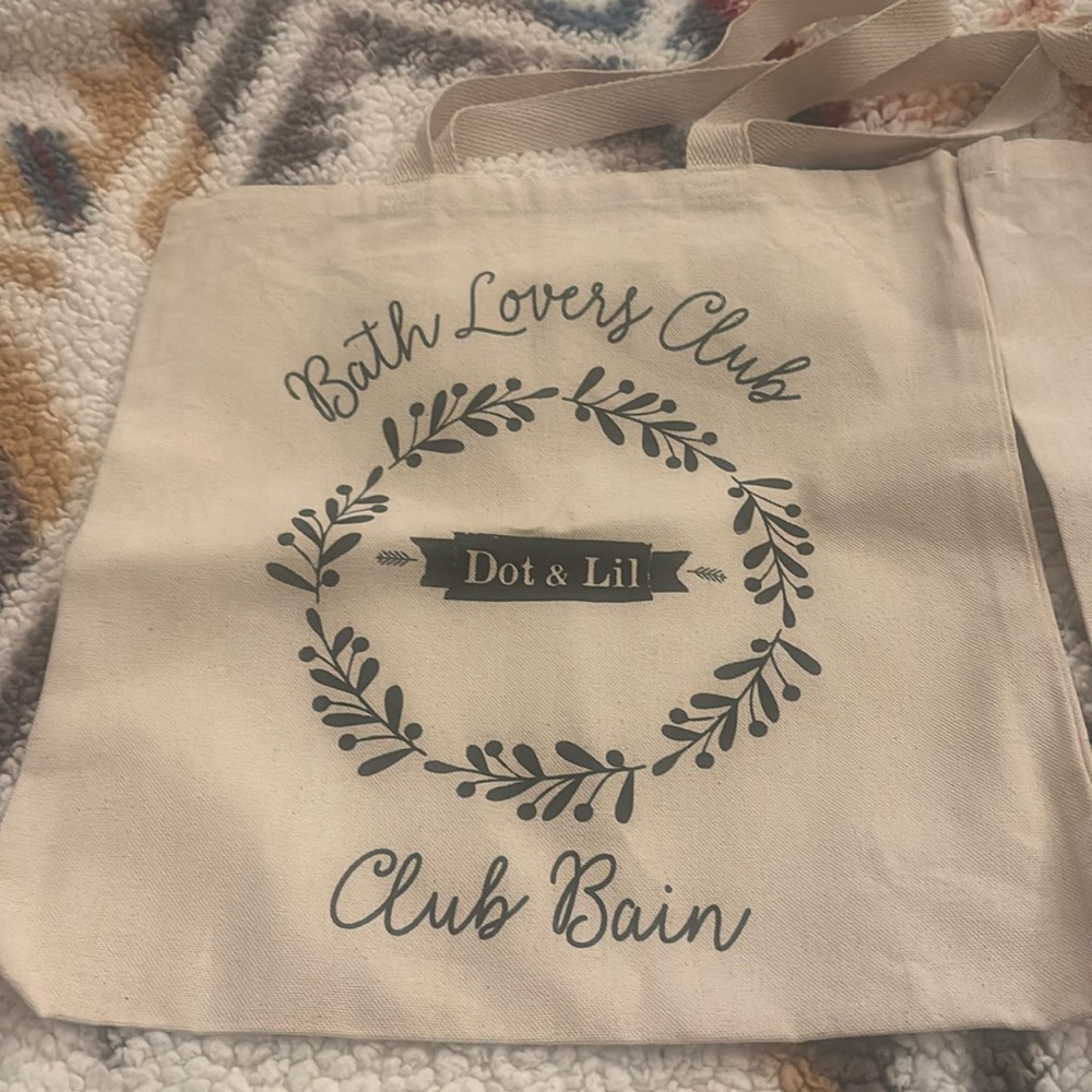 Dot & Lil tote bags
